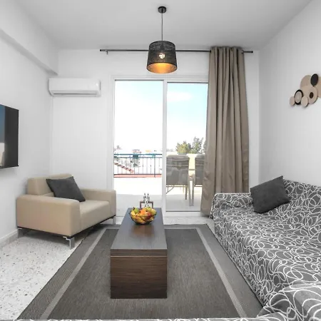 Horizon-amazing Location, Sea&nature View, 2br,large Balcony Appartamento *