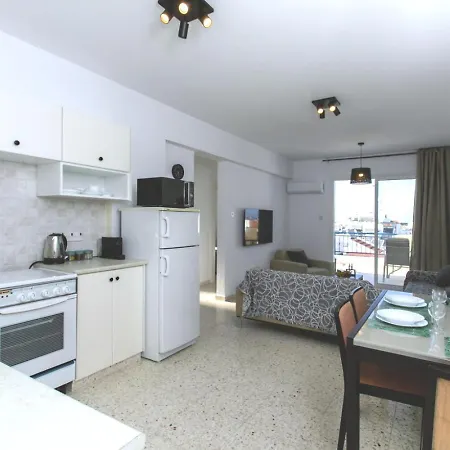 Horizon-amazing Location, Sea&nature View, 2br,large Balcony Apartament